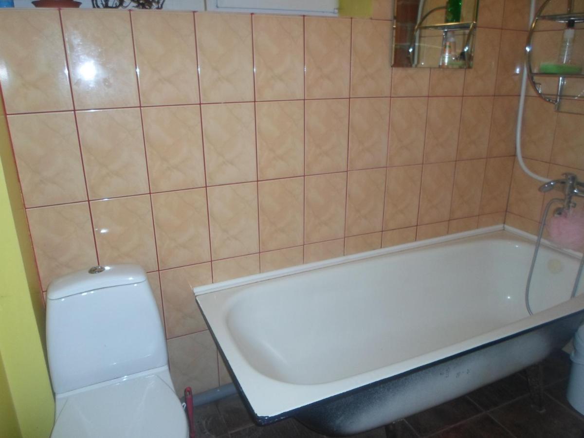 Rogosi Külaliskorter Ruusmäe Exterior foto
