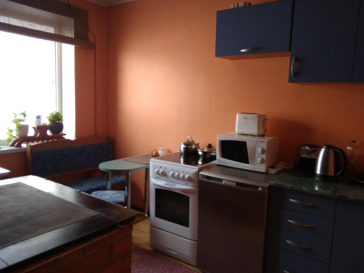 Rogosi Külaliskorter Ruusmäe Exterior foto